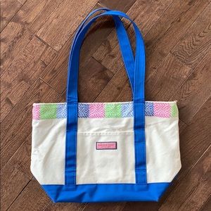 Medium vineyard vines canvas tote